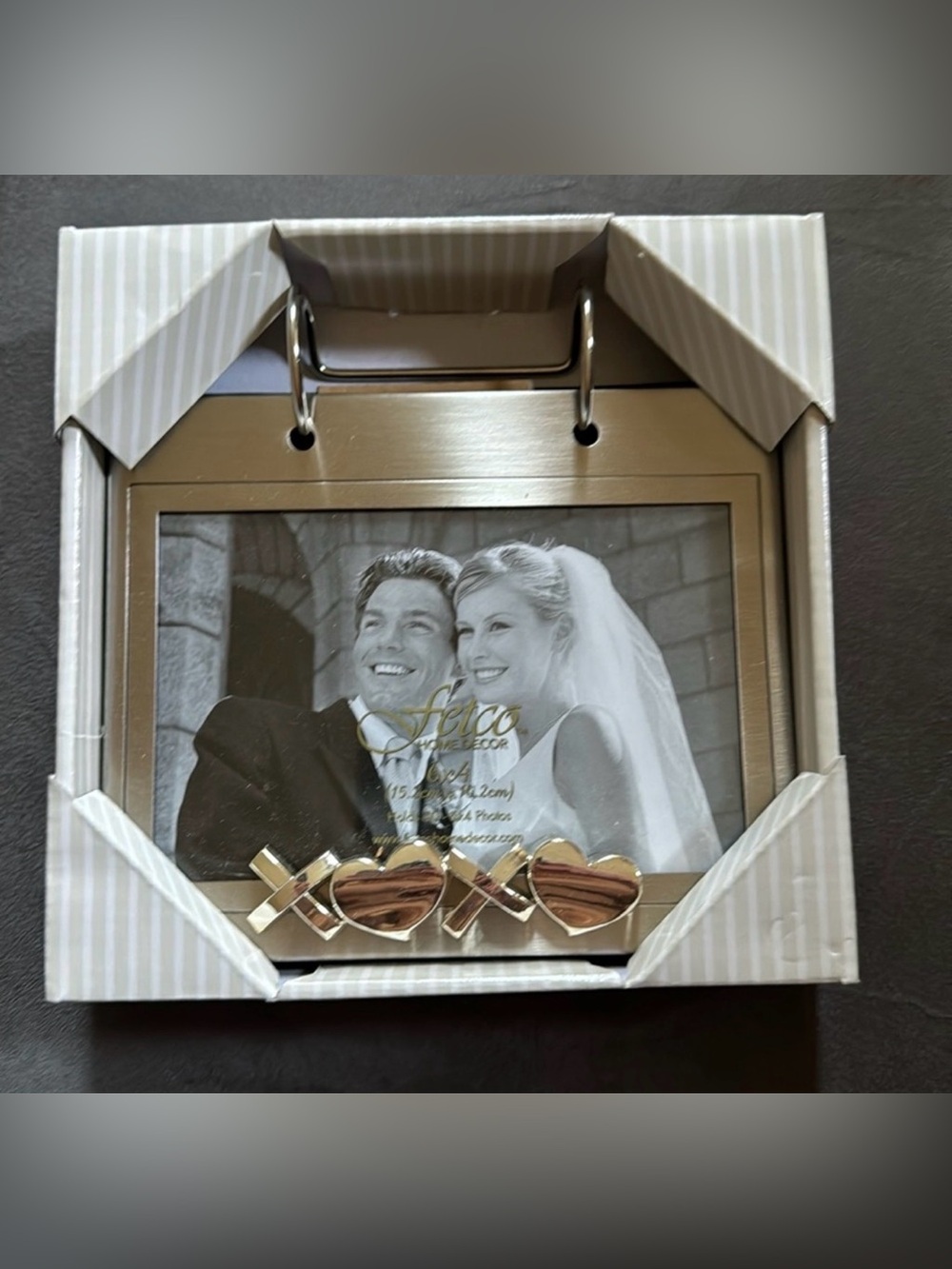 New in box Fetco Silver Heart flip Accent Photo Frame